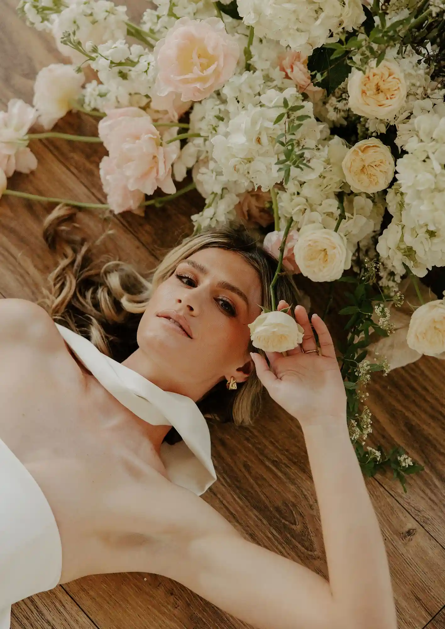 Photoshoot in the ballroom