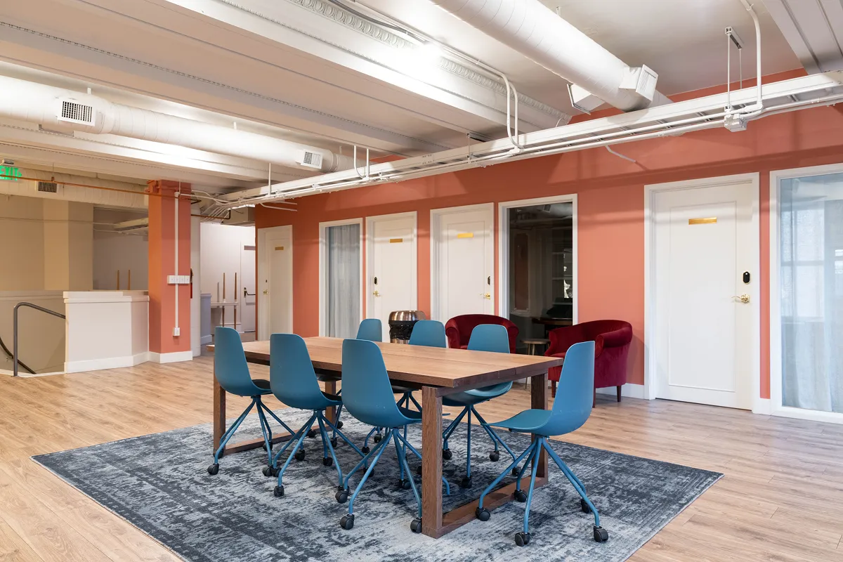 Private Meeting Rooms